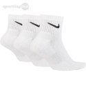 Skarpety Nike Everyday Cushioned Ankle 3 pary białe SX7667 100 Nike